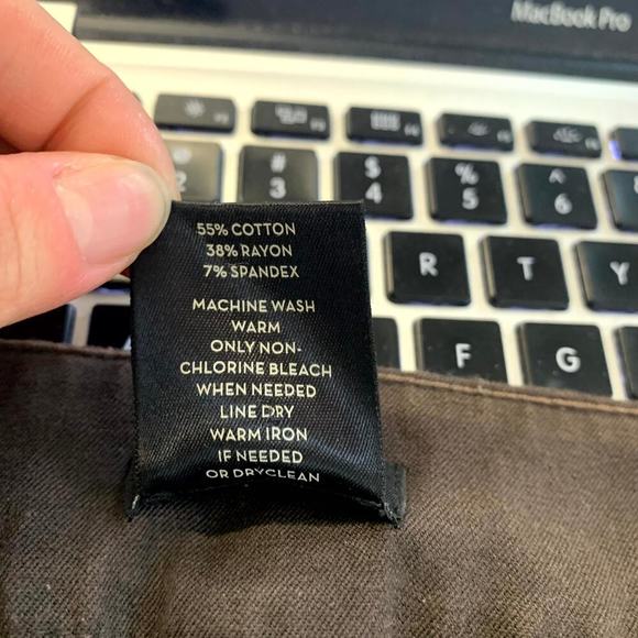 Ann Taylor Women's Modern Straight Leg Dress Pant Low-Rise Black Size 4P - Picture 4 of 5